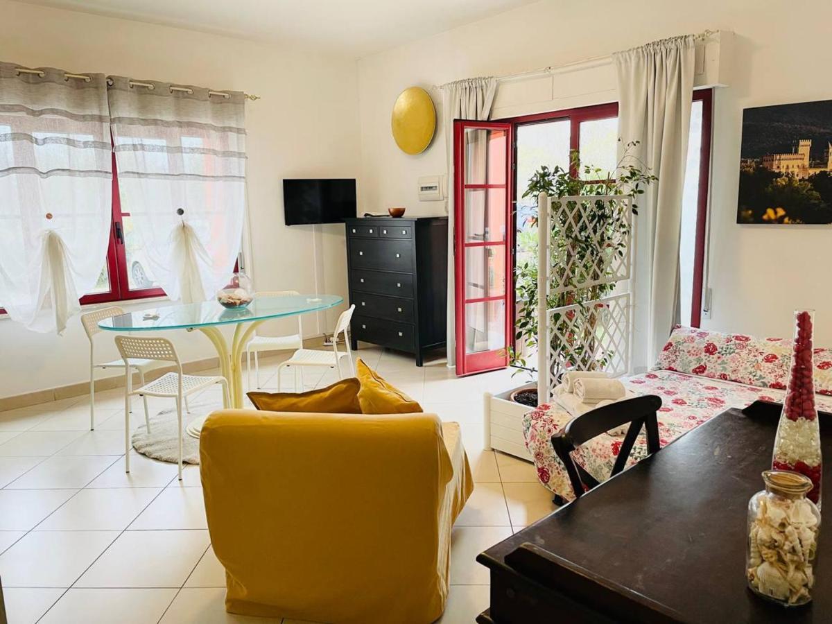 Regina Del Mare Holiday Apartments Тиррения Экстерьер фото