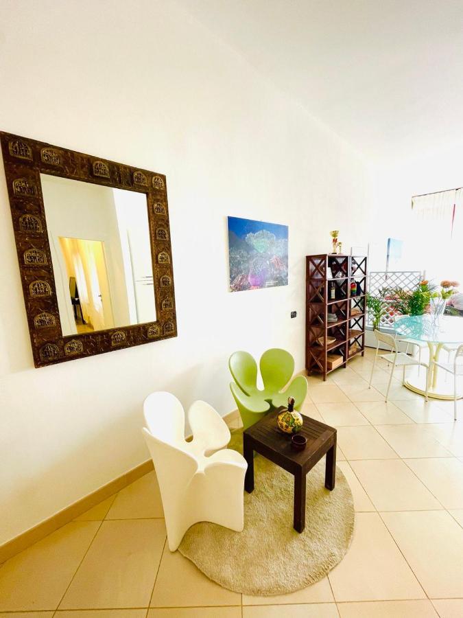 Regina Del Mare Holiday Apartments Тиррения Экстерьер фото
